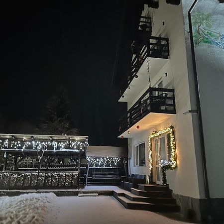 Casuta De Langa Izvor Hotel Moeciu De Sus Luaran gambar