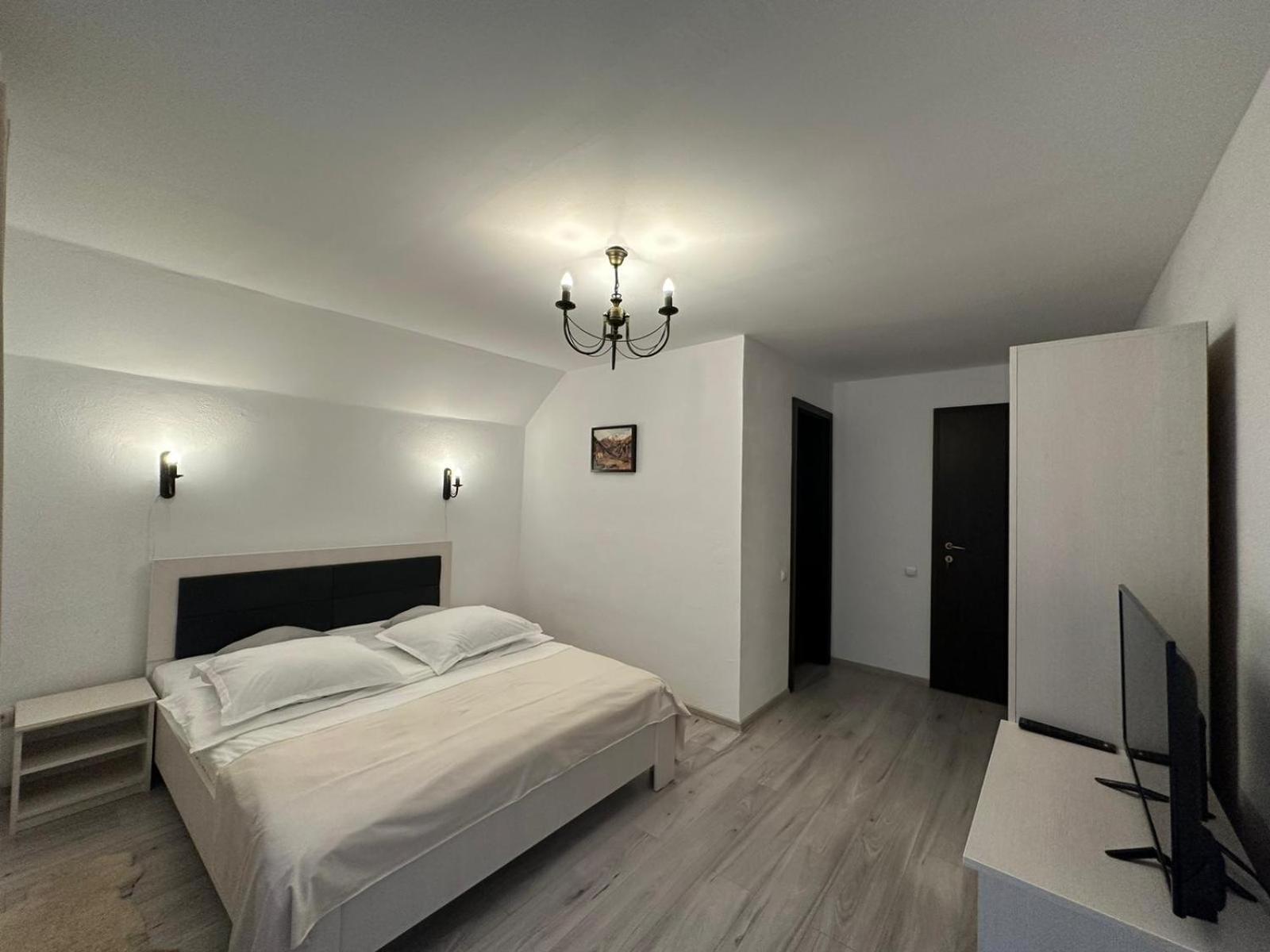 Casuta De Langa Izvor Hotel Moeciu De Sus Luaran gambar