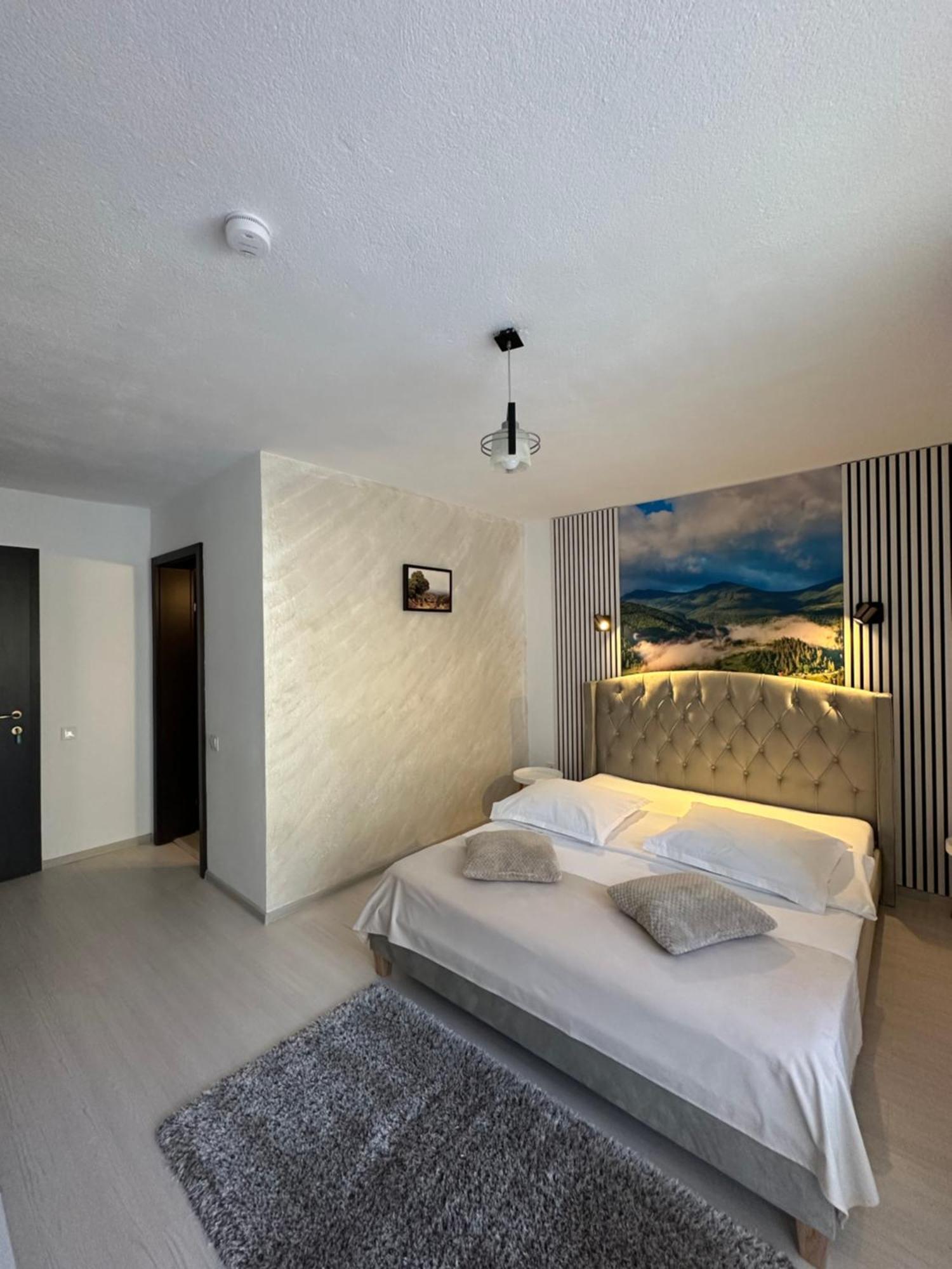 Casuta De Langa Izvor Hotel Moeciu De Sus Luaran gambar