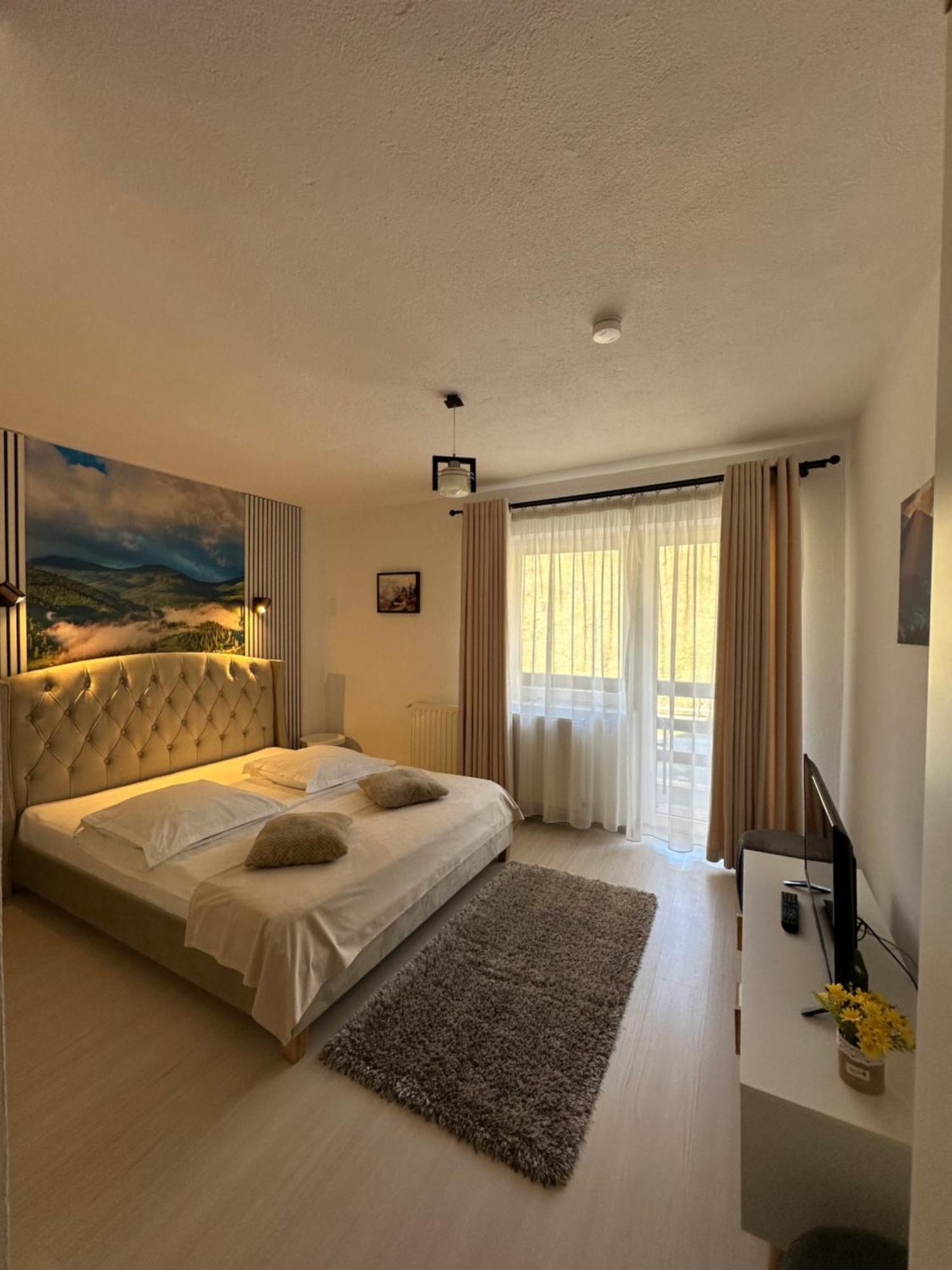 Casuta De Langa Izvor Hotel Moeciu De Sus Luaran gambar