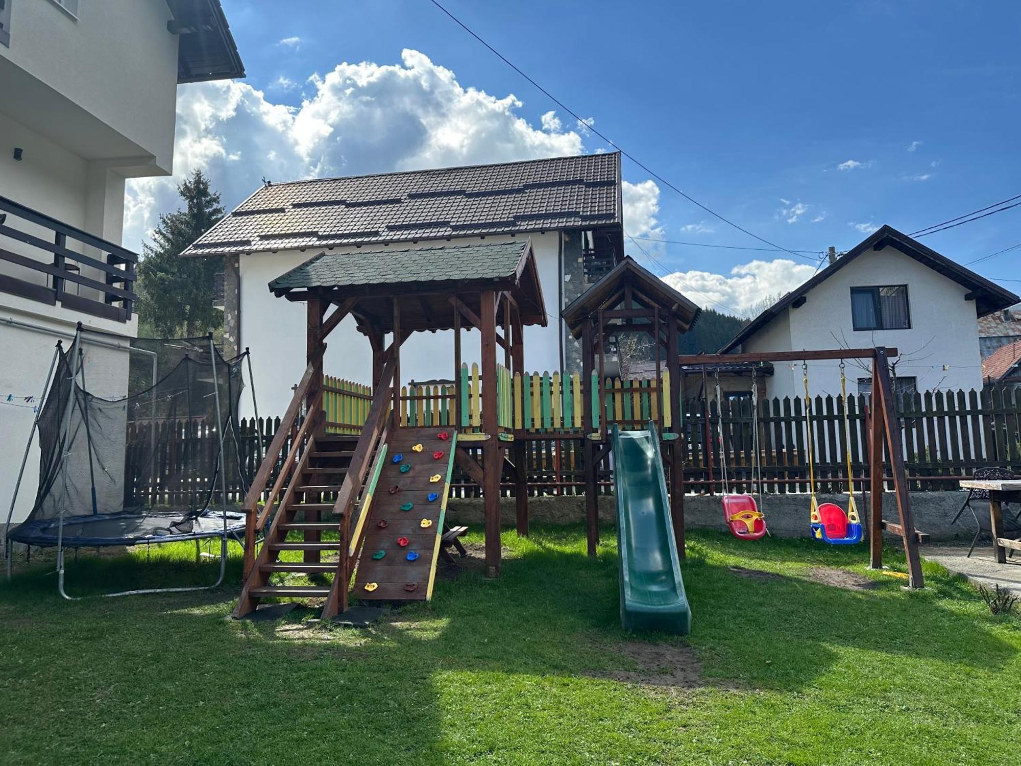 Casuta De Langa Izvor Hotel Moeciu De Sus Luaran gambar